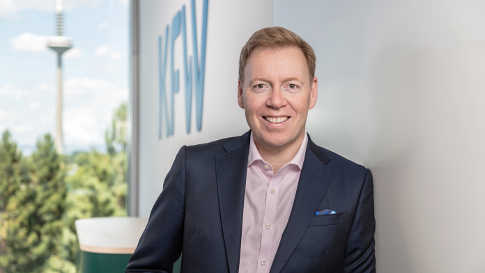 Porträt von Dr. Stefan Peiß