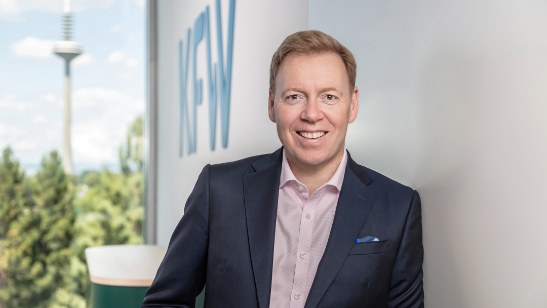 Porträt von Dr. Stefan Peiß