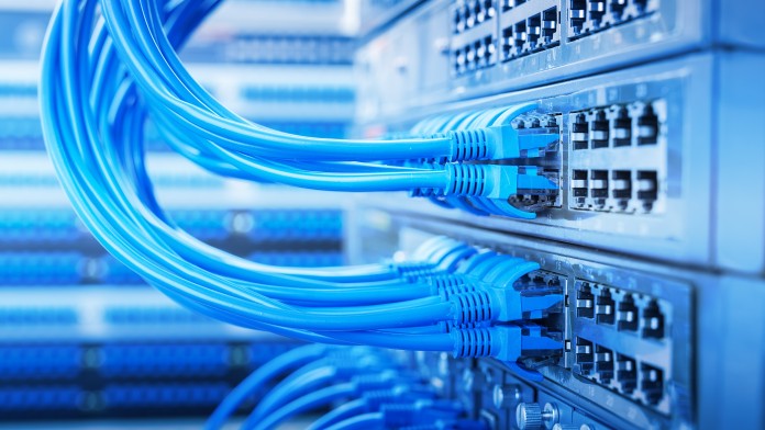 Netzwerkkabel an Servern