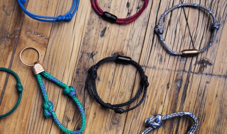 Armbaender gefertigt aus Fischernetzgewebe