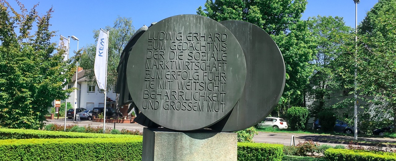 Ludwig Erhard-Denkmal in Berlin