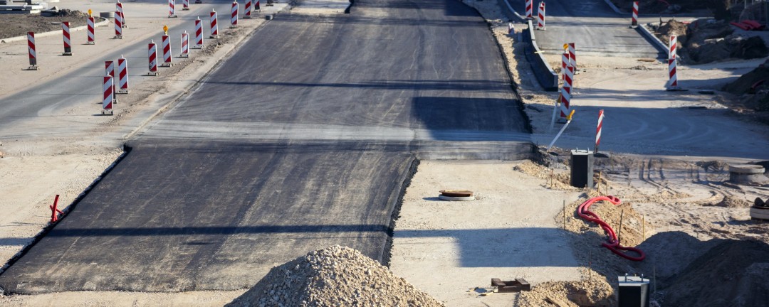 Eine Straßenbaustelle in der Stadt