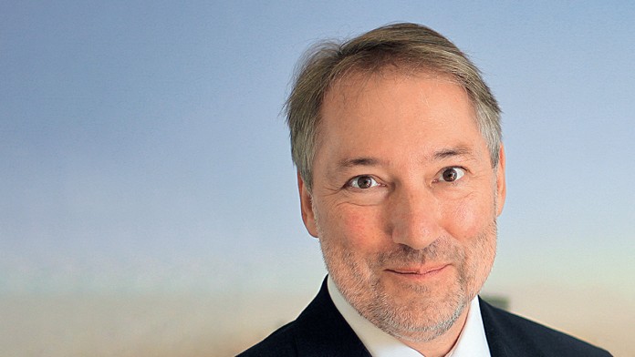 Portrait von Prof. Dr. Christoph Schalast
