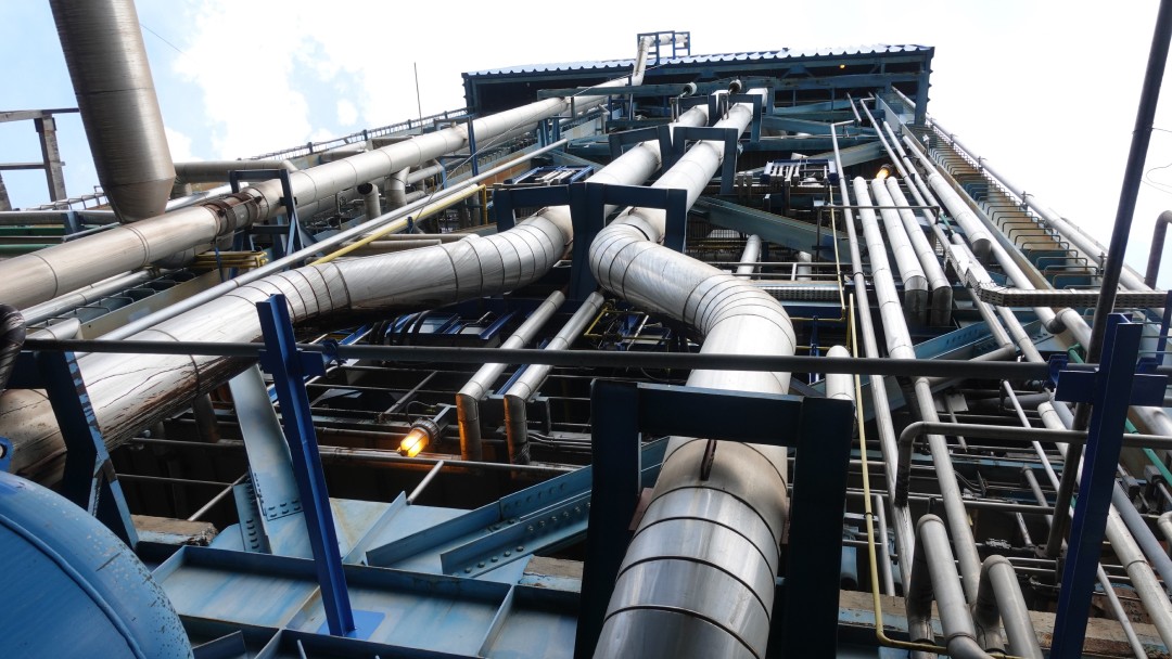 Ansicht Boiler oder Kessel auf der auf der Produktionsstätte von Klingele Paper & Packaging Group in Brasilien, Nova Campina