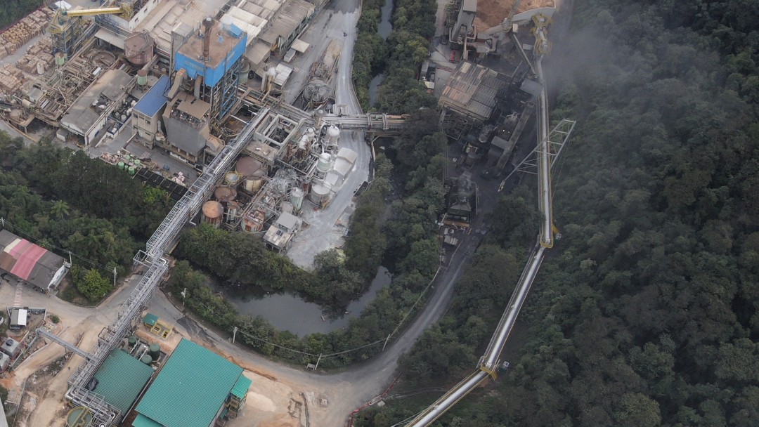 Luftaufnahme der Produktionsstätte von Klingele Paper & Packaging Group in Brasilien, Nova Campina