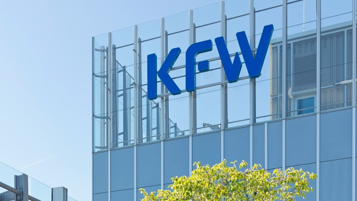 KfW headquarter Frankfurt, Haupthaus outdoor photo with logo