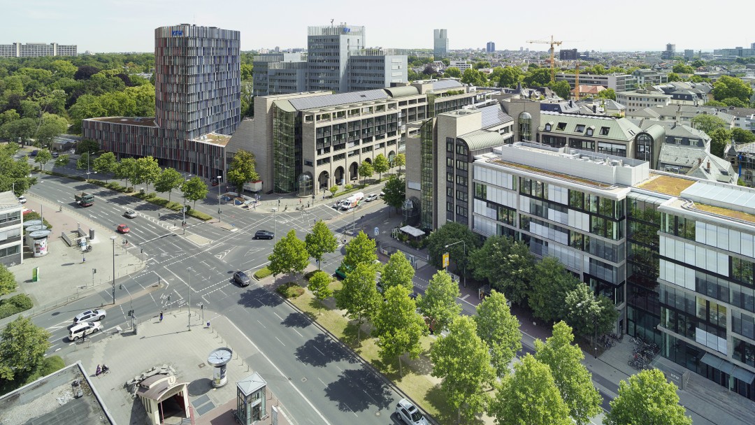 KfW headquarter Frankfurt, Südarkade