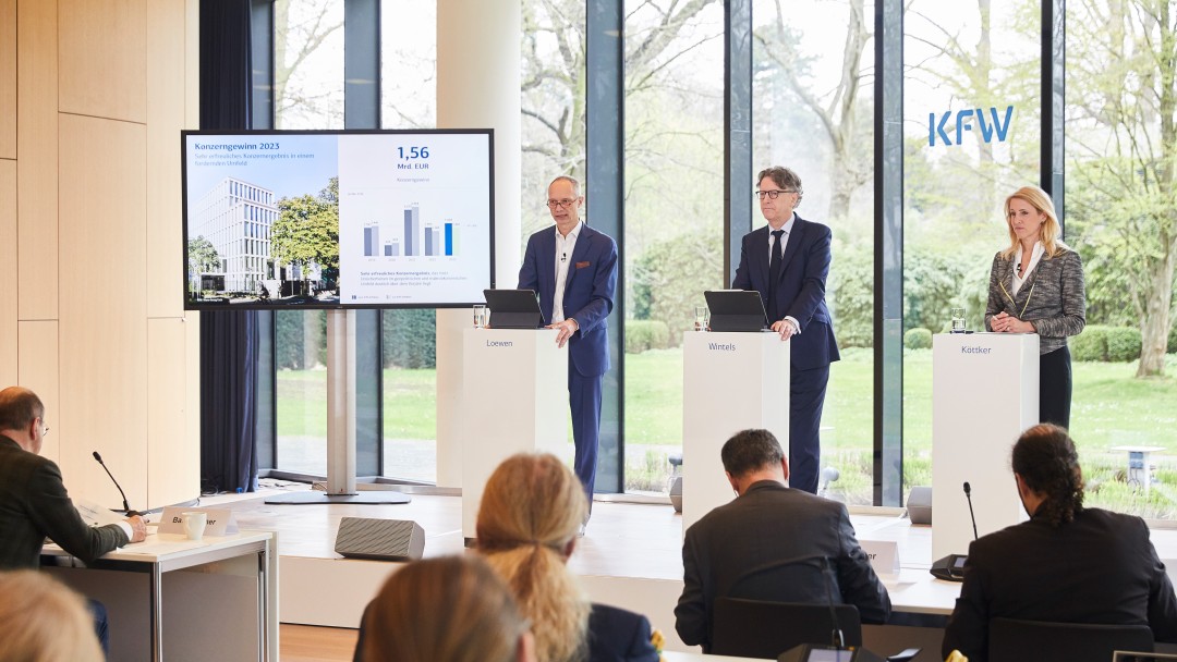 Bernd Loewen, Stefan Wintels and Verena Köttker at the press conference