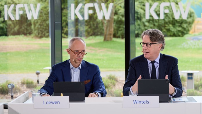 Bernd Loewen and ,Stefan Wintels during the KfW balance sheet press conference at the headquarters in Frankfurt