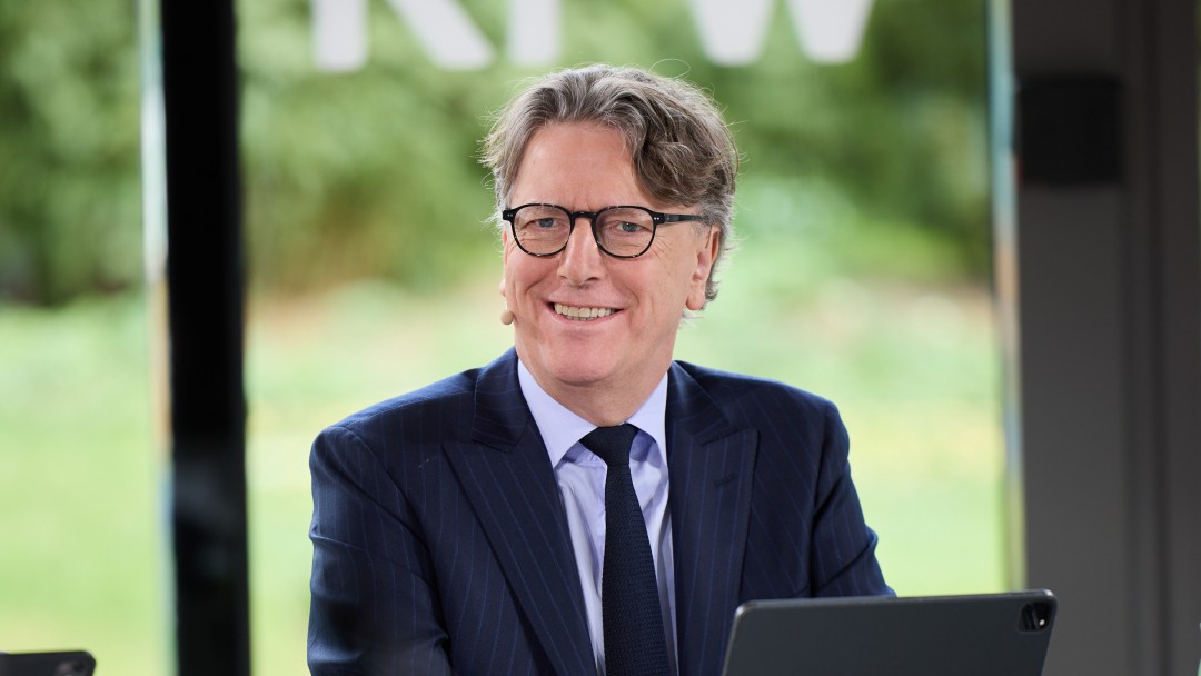 Der Vorstandsvorsitzende der KfW Stefan Wintels während der Bilanzpressekonferenz 2026