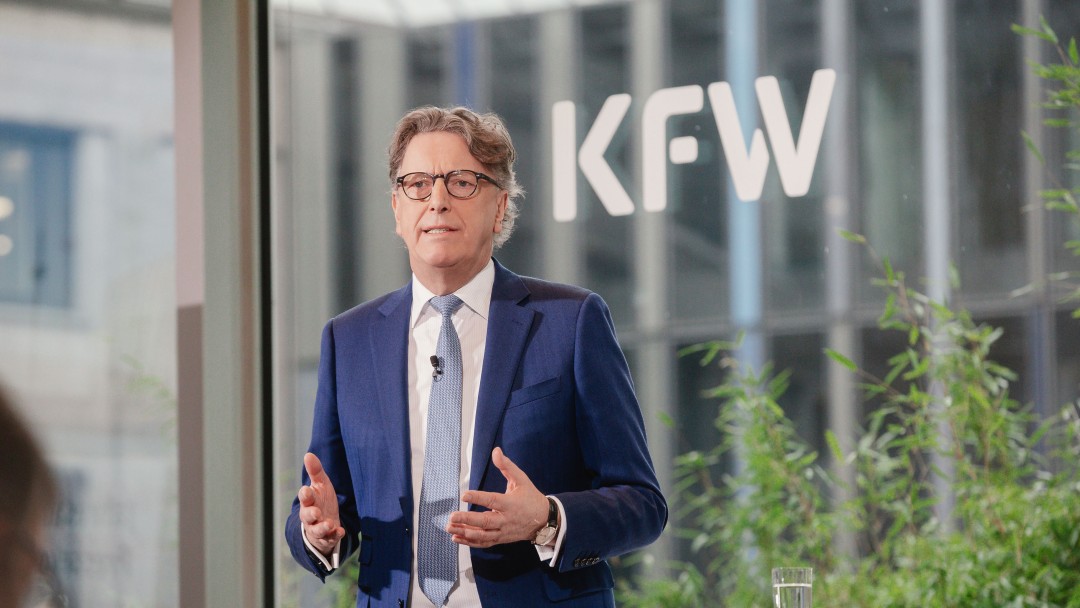 Stefan Wintels, Vorstandsvorsitzender der KfW, während der Jahresauftakt-Pressekonferenz 2025