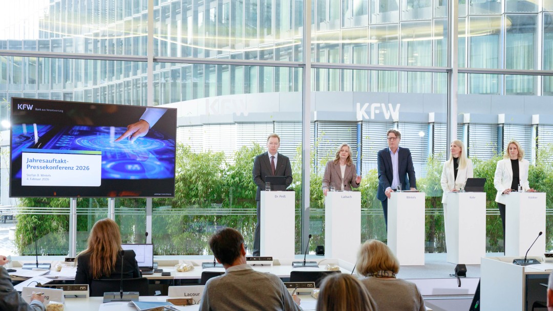 The entire KfW Executive Board during the start-of-year press conference 