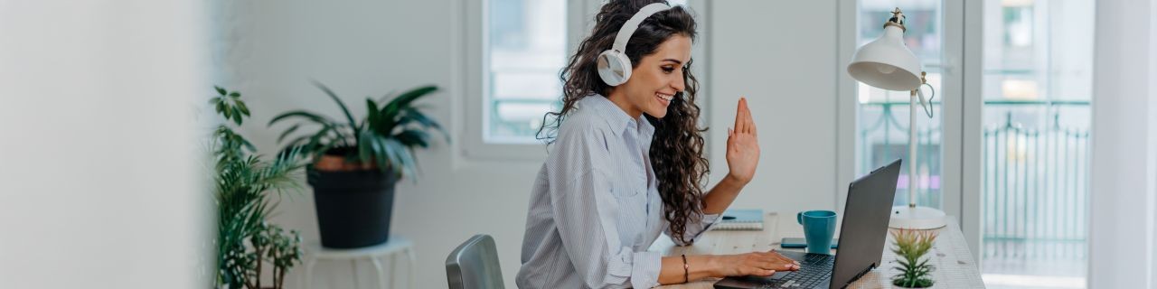 Teilnehmerin eines Online Seminars