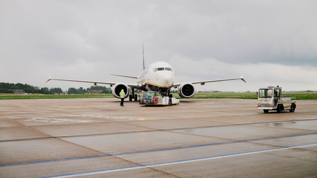 Flugzeug am Airport Memmingen