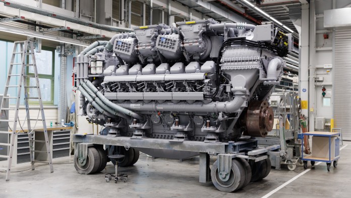 Maschine zur Produktion von MTU Motoren