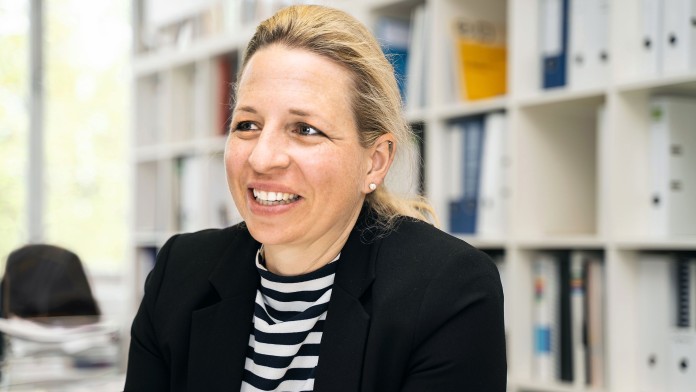 Professorin Natalie Eßig