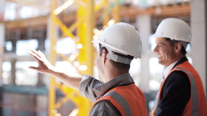 Männer auf Baustelle