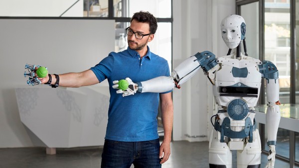 Robot and man