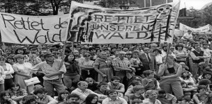 Demonstration Rettet den Wald