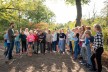 Ackerdemia legt mit Schulkindern Gemüsebeete an