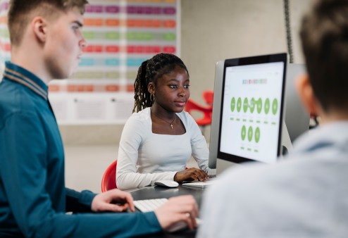 Teenagers work on their projects at the Tumo-center in Berlin