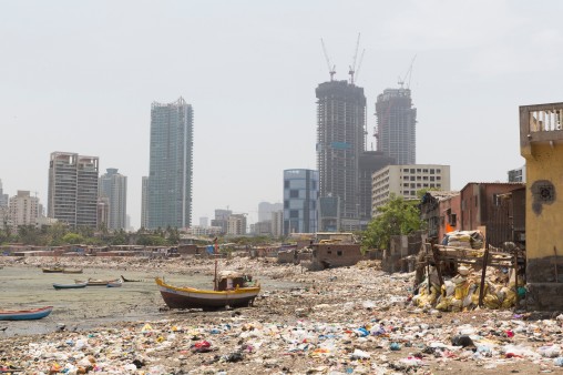 Littered beach in Mumbai