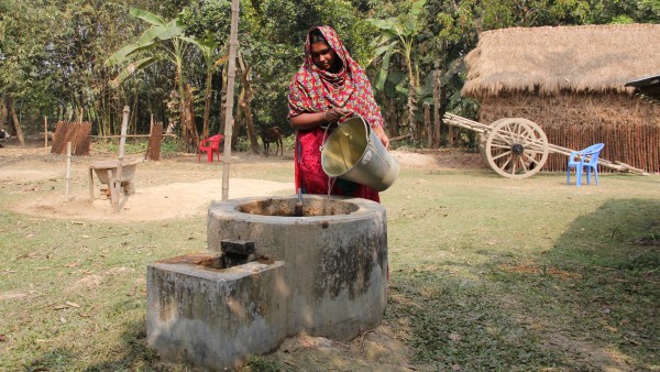 Sheuli Begums fills biogas plant