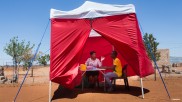 HIV-Prävention in einem Zelt in Südafrika