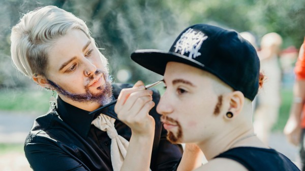 Jacqueline Grundner using make-up to transform a woman into a man