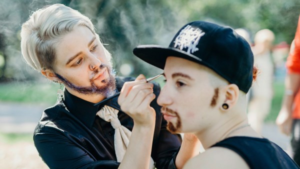 Jacqueline Grundner using make-up to transform a woman into a man