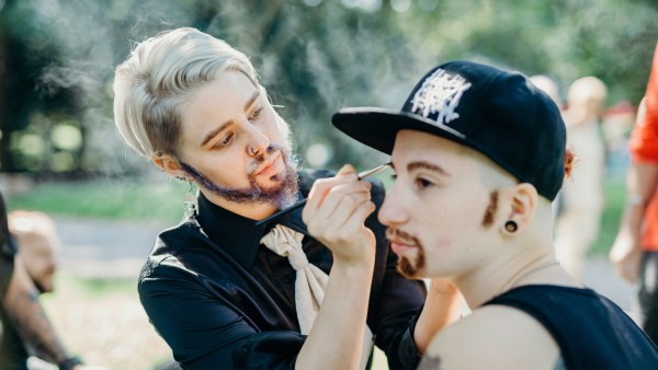 Jacqueline Grundner using make-up to transform a woman into a man