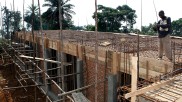 Baustelle eines Universitätsgebäudes in Kongo