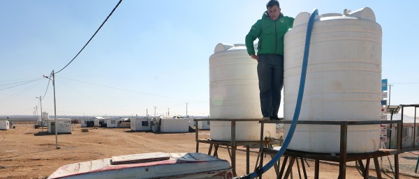 Wasserversorgung in Jordanien mit Wassertanks