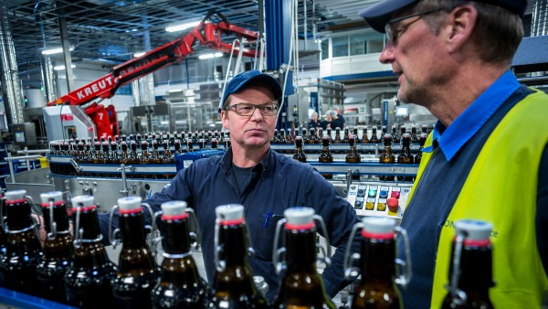 Fließband der Flensburger Brauerei