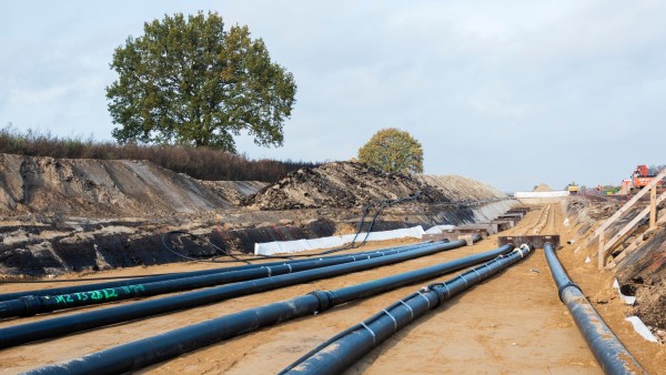 Underground power cable building site 