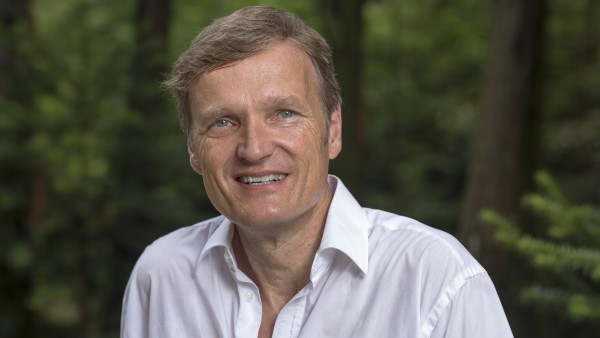 Portrait of Dr Karsten Sach