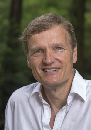 Portrait of Dr Karsten Sach