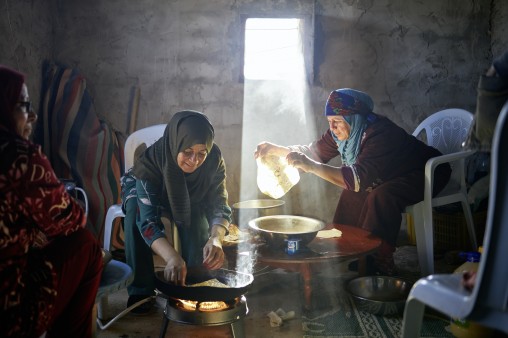Women of a agricultural cooperative near Sidi Saad