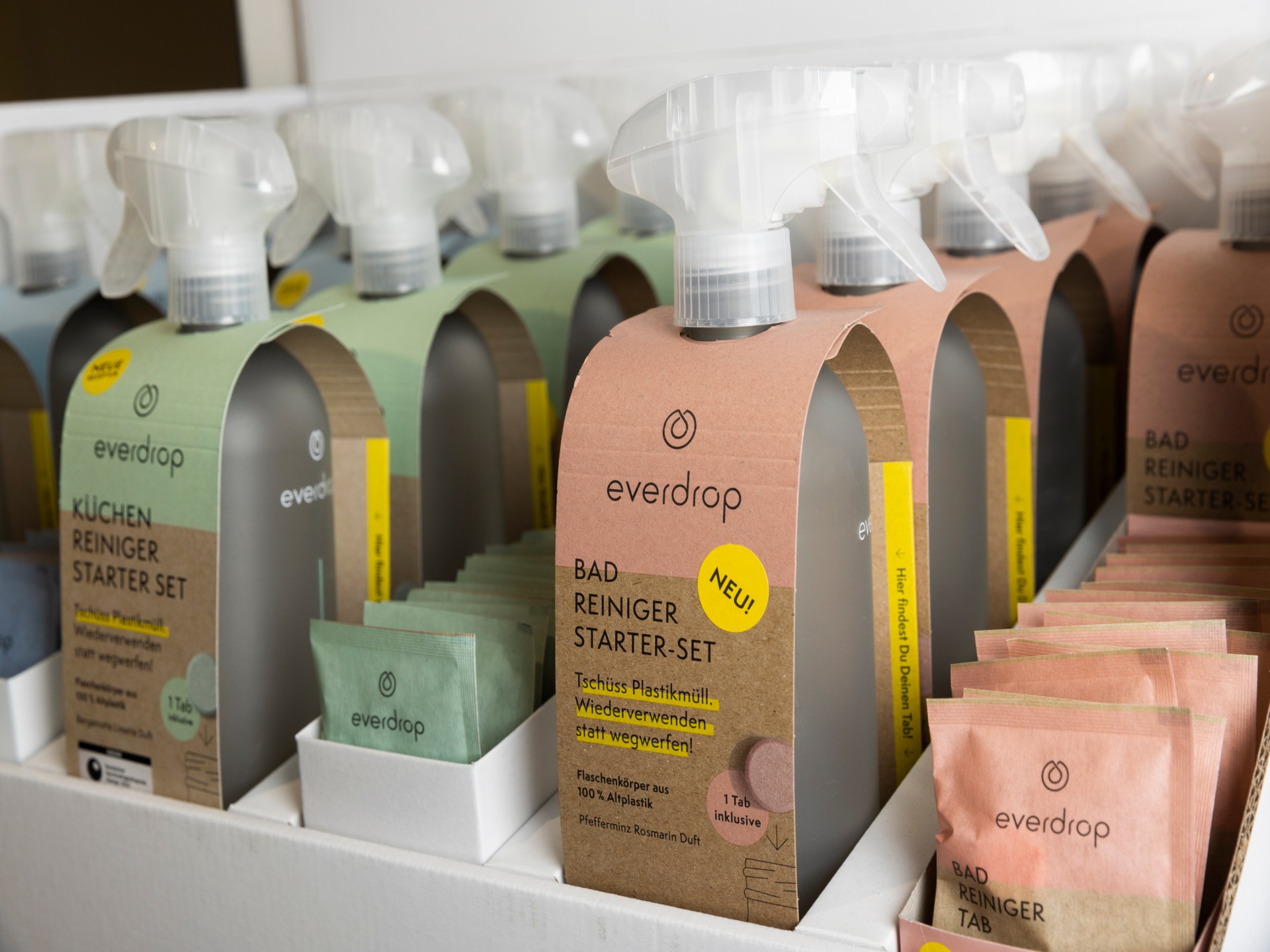 The Everdrop products are lined up next to each other