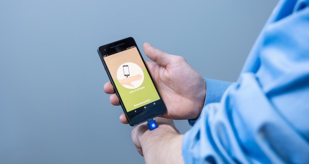 Kamedi GmbH in Karlsruhe. heat it - a mosquito bite healer via smartphone.