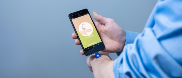 Kamedi GmbH in Karlsruhe. heat it - a mosquito bite healer via smartphone.