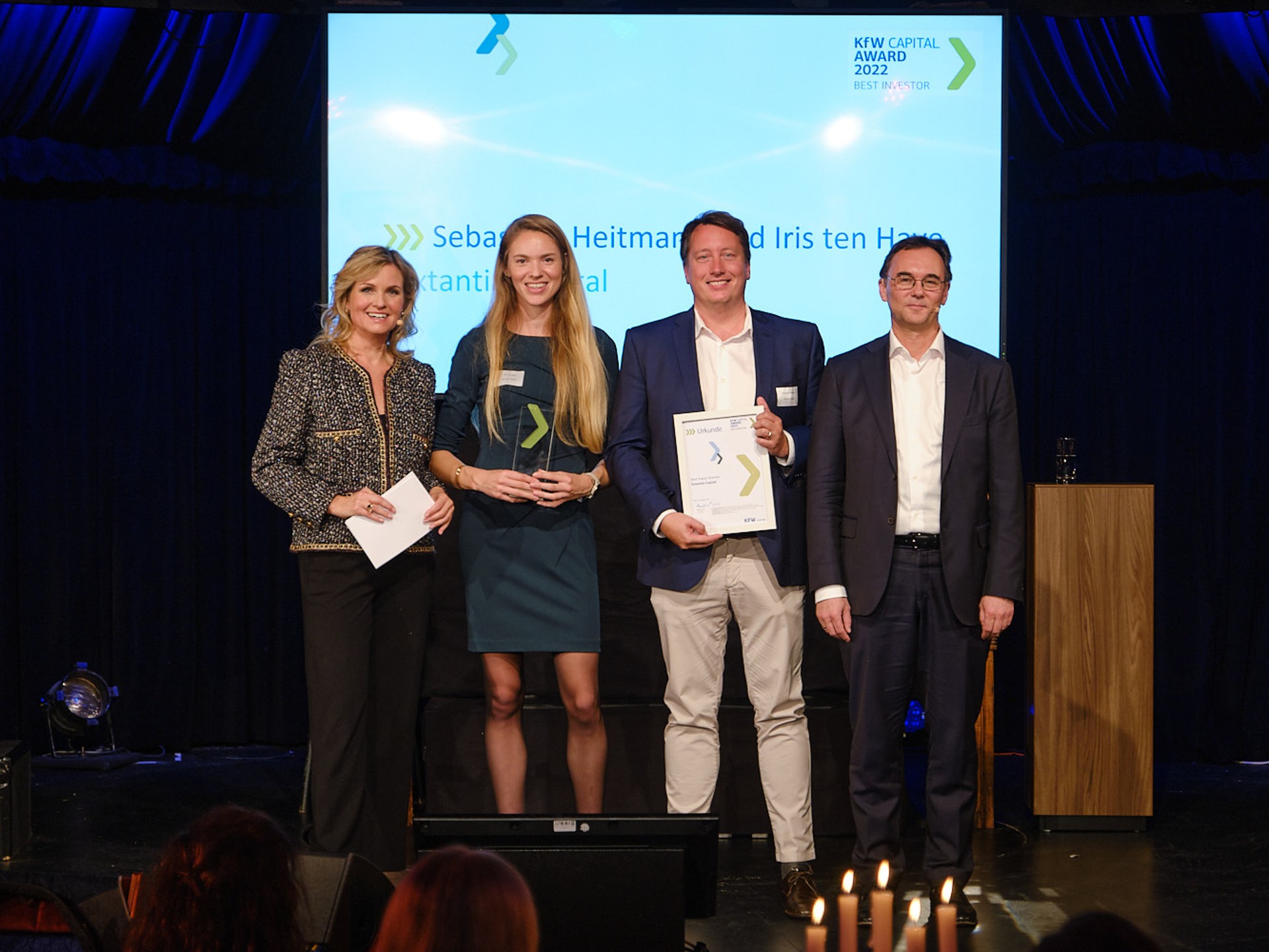 Award-Gewinner Heitmann und Weitere auf der Bühne