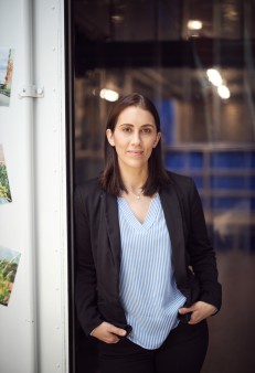 Portrait of Carolin Ackermann the founder of SEAWATER Cubes