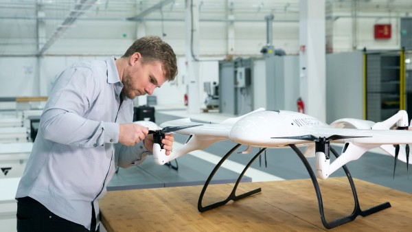 Jonathan Hesselbarth from Wingcopter is working on an aerial drone