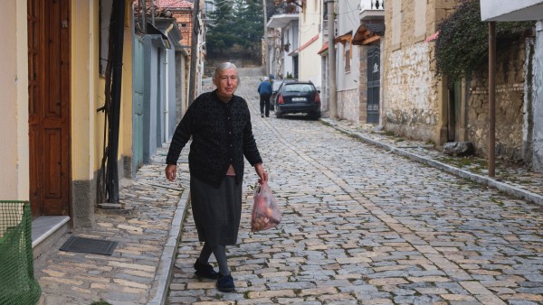 Albanina Korscha aus der Stadt Korca