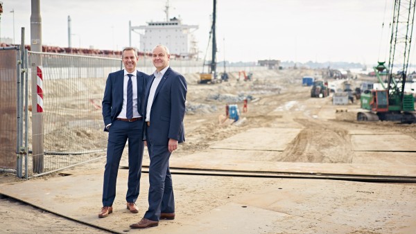 New sea lock of Ijmuiden in construction