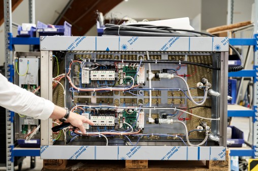 Elektronik eines Backofens bei Wachtel